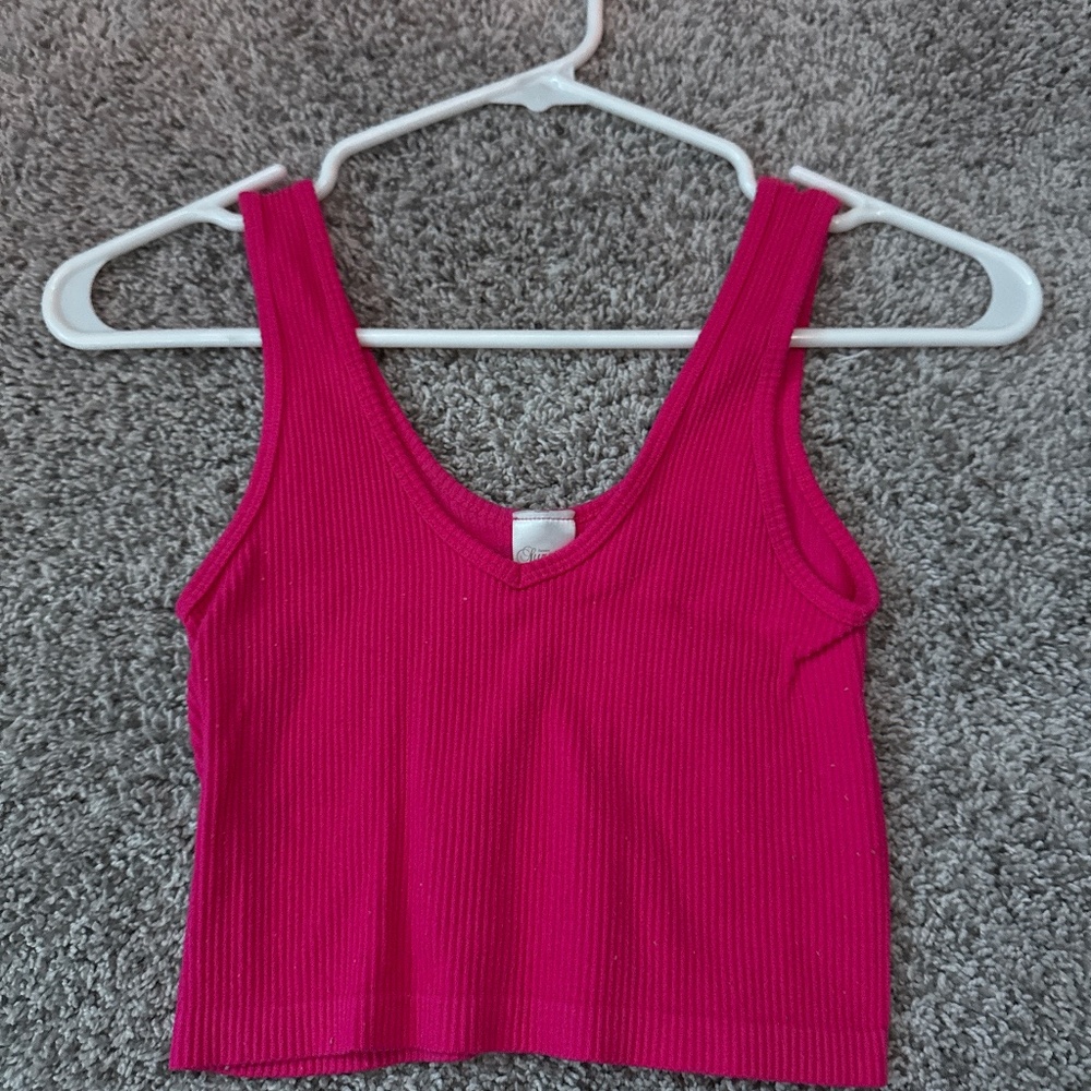 Pink tank top